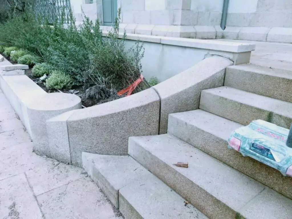 Escalier en pierres